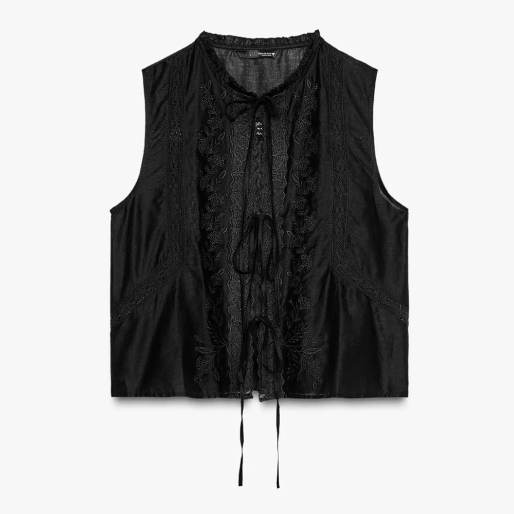Zara Tie Embroidered Top in Small
